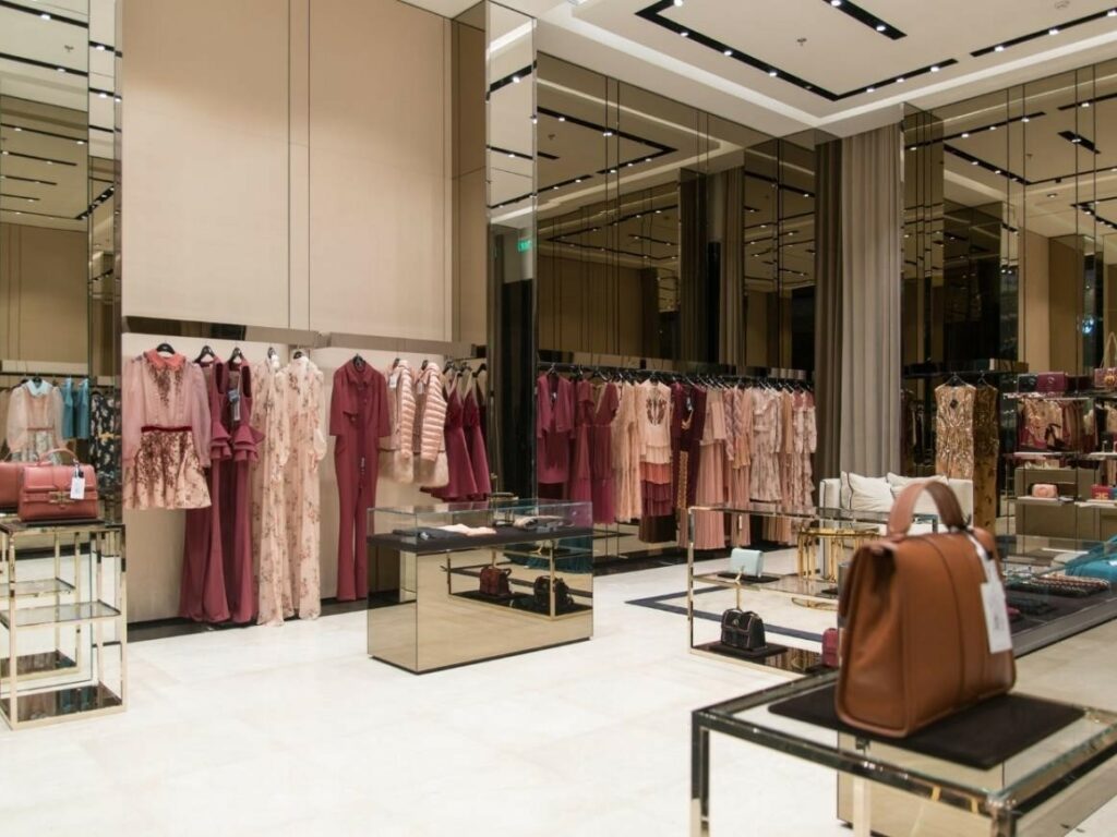 Saudi Jawahir Opens Elisabetta Franchi at Al Nakheel Mall 02